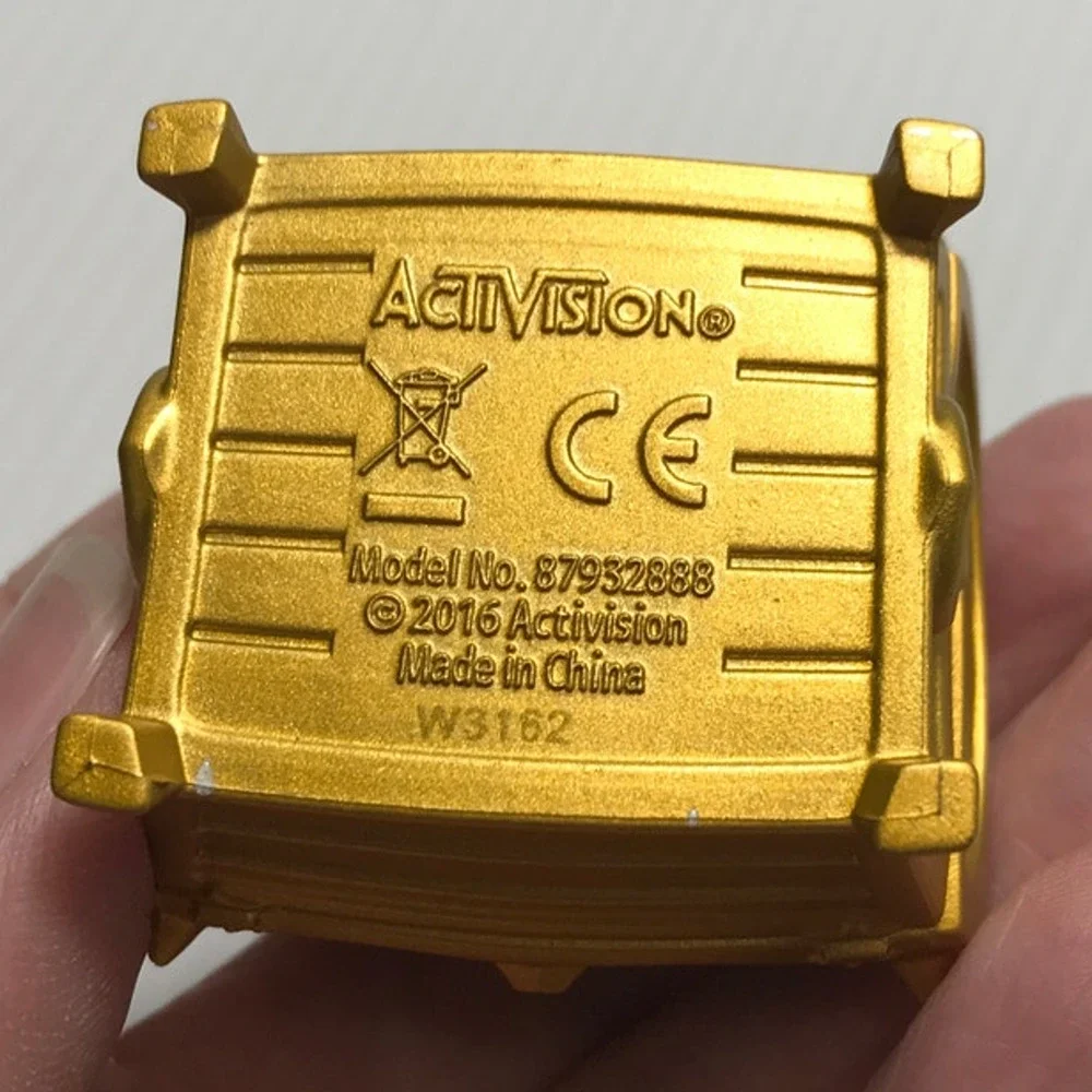 2016 Activision Skylanders Imaginators Gold Mystery Chest